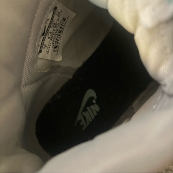 Nike White Blazer Sneakers - Picture 14 of 16